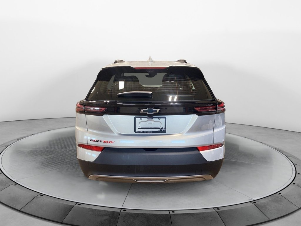 2023 Chevrolet BOLT EUV in Sept-Îles, Quebec - 3 - w1024h768px