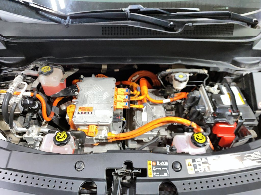 2023 Chevrolet Bolt EUV in Jonquière, Quebec - 8 - w1024h768px