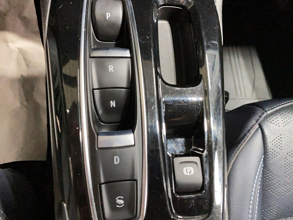 2023 Chevrolet Bolt EUV in Jonquière, Quebec - 14 - w1024h768px