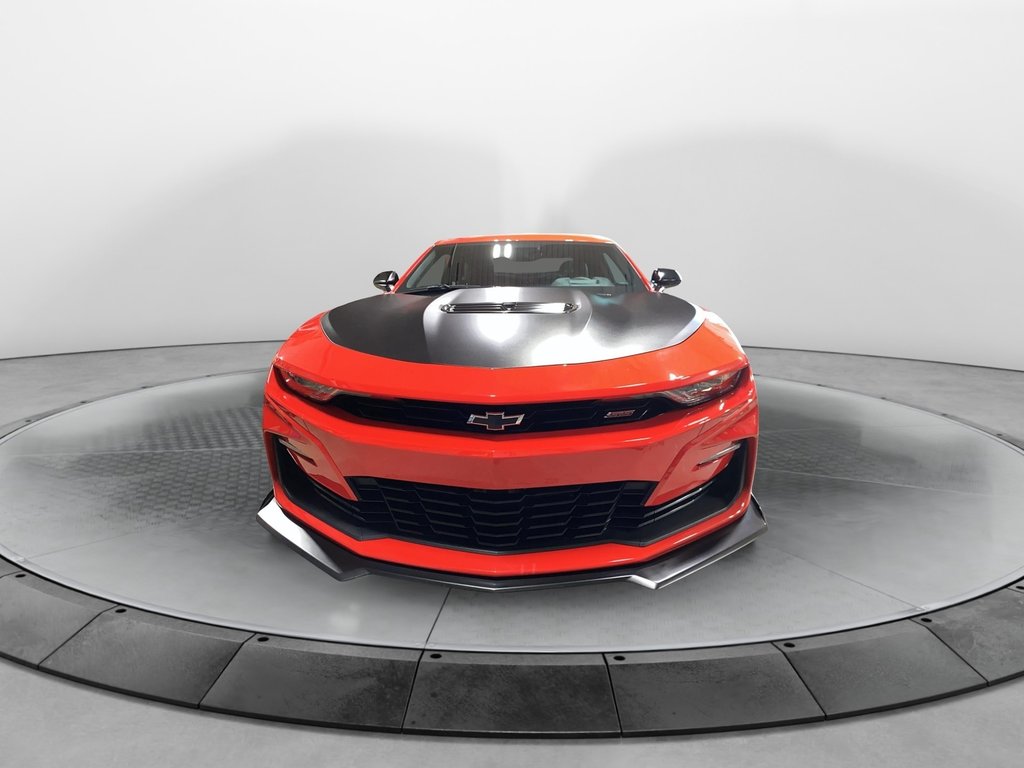 2020 Chevrolet Camaro in Sept-Îles, Quebec - 2 - w1024h768px