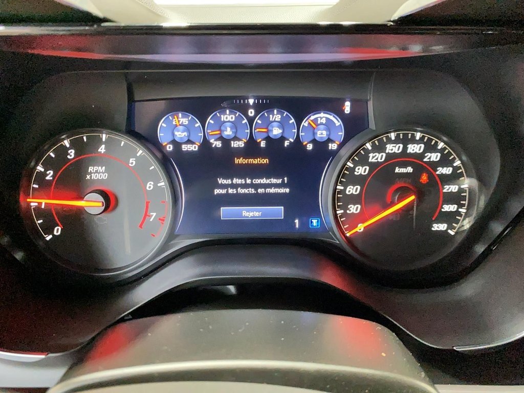 2020 Chevrolet Camaro in Jonquière, Quebec - 12 - w1024h768px