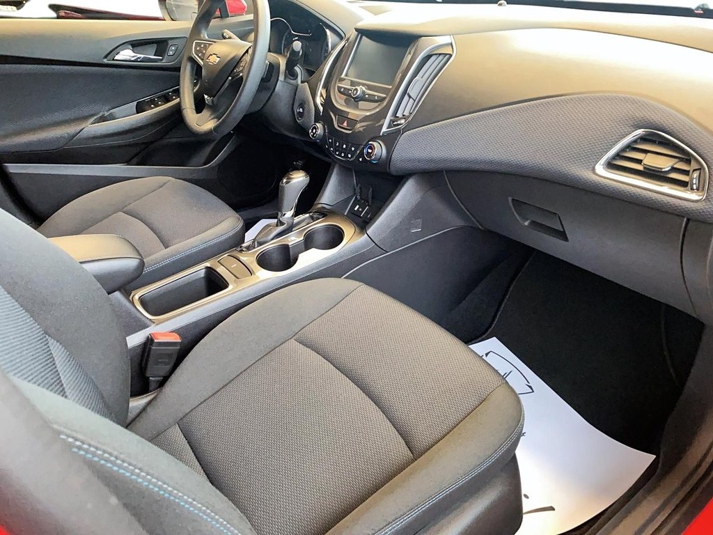 Chevrolet Cruze LT 2016 à Chicoutimi, Québec - 19 - w1024h768px