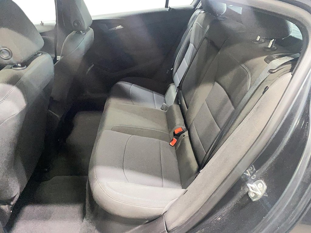 2018 Chevrolet Cruze LT in Jonquière, Quebec - 9 - w1024h768px
