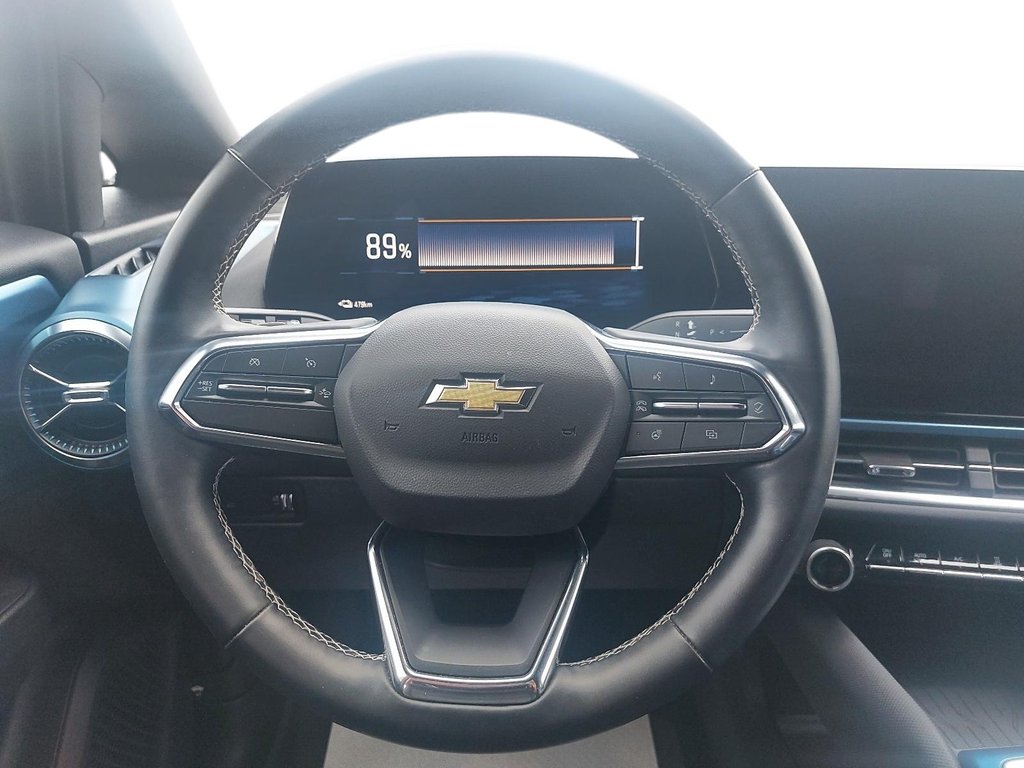 2024 Chevrolet Equinox EV in Jonquière, Quebec - 12 - w1024h768px