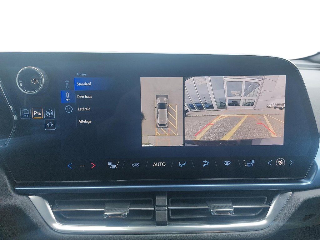 2024 Chevrolet Equinox EV in Jonquière, Quebec - 16 - w1024h768px