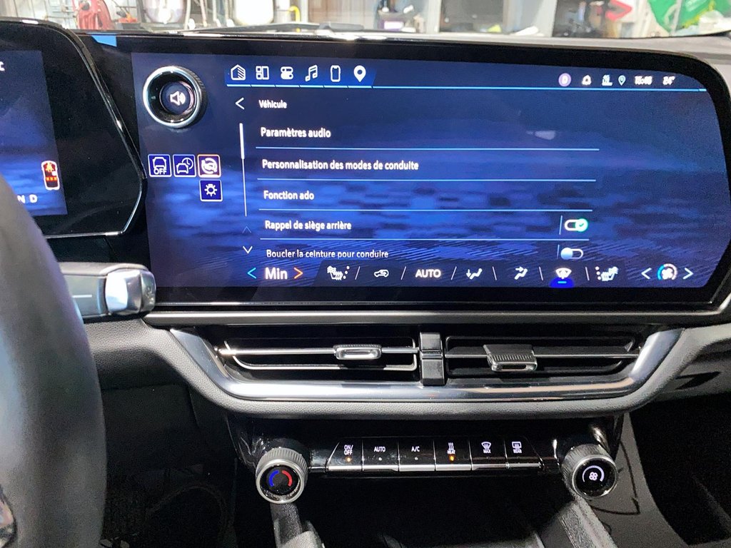 2025 Chevrolet Equinox EV in Jonquière, Quebec - 16 - w1024h768px