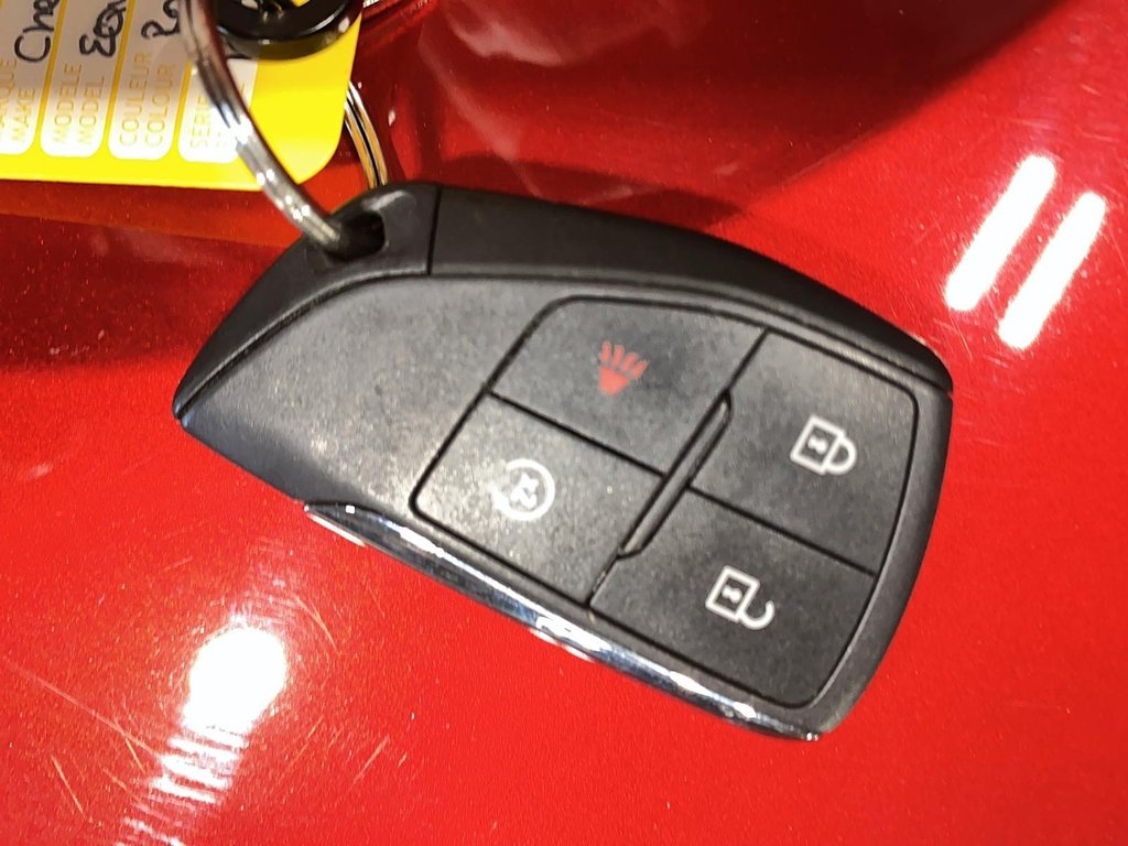 2025 Chevrolet Equinox EV in Jonquière, Quebec - 19 - w1024h768px