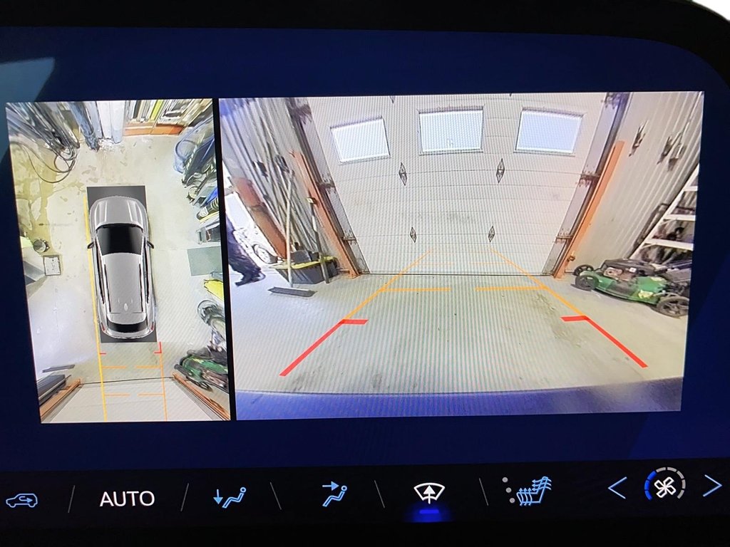 2025 Chevrolet Equinox EV in Jonquière, Quebec - 17 - w1024h768px