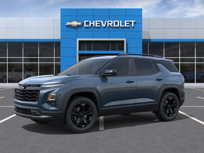 2027 Chevrolet Equinox in Baie-Comeau, Quebec - 2 - w1024h768px