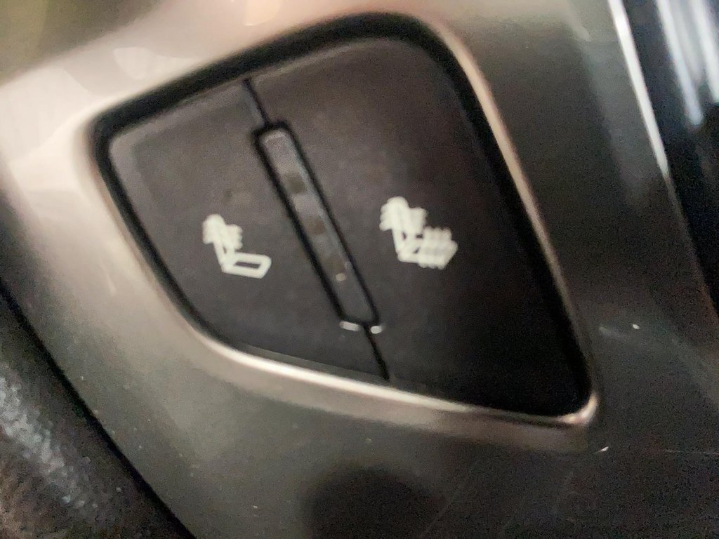 Chevrolet Silverado 1500 LT, v8 2017 à Chicoutimi, Québec - 18 - w1024h768px