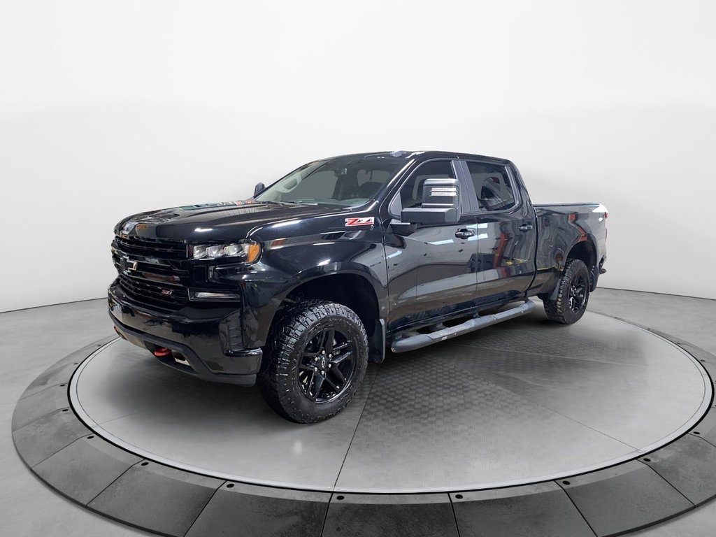 Chevrolet Silverado 1500  2021 à Sept-Îles, Québec - 1 - w1024h768px