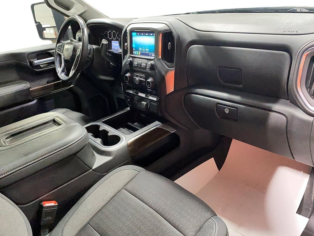 Chevrolet Silverado 1500  2021 à Sept-Îles, Québec - 19 - w1024h768px