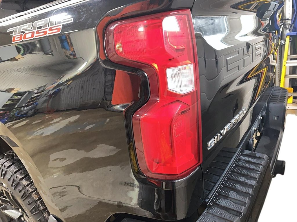 Chevrolet Silverado 1500  2021 à Sept-Îles, Québec - 21 - w1024h768px