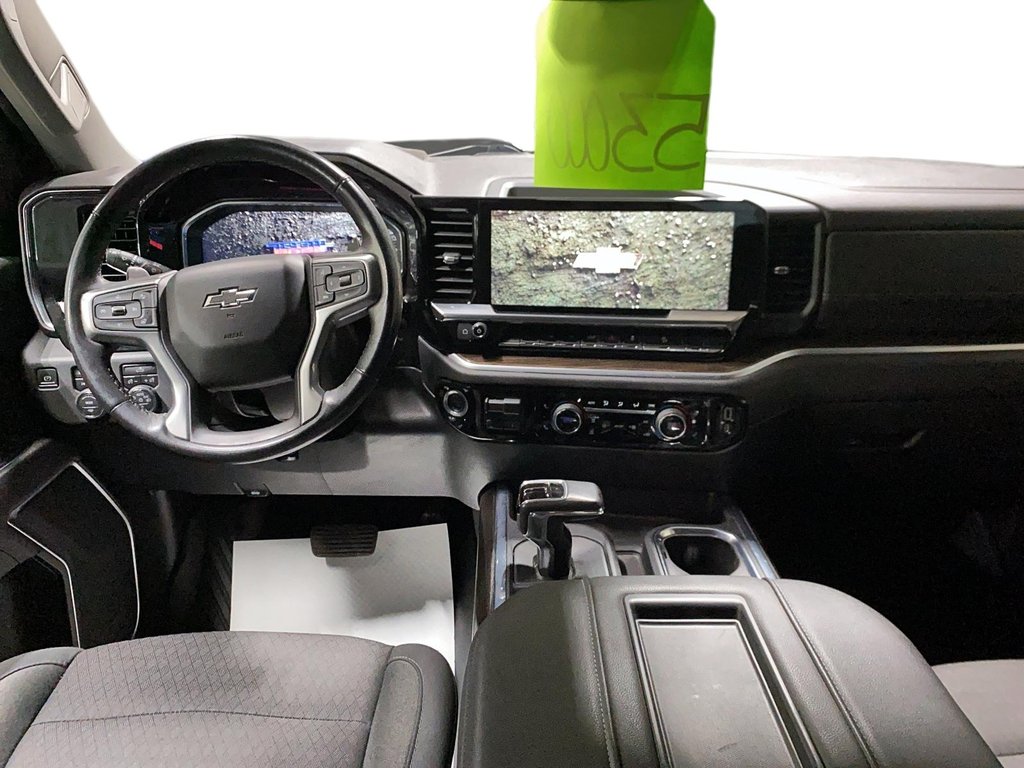 2022 Chevrolet Silverado 1500 LT Trail Boss in Chicoutimi, Quebec - 9 - w1024h768px
