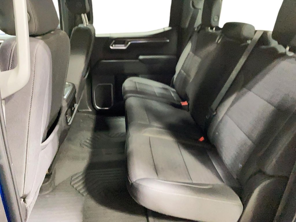 2022 Chevrolet Silverado 1500 LT Trail Boss in Jonquière, Quebec - 7 - w1024h768px