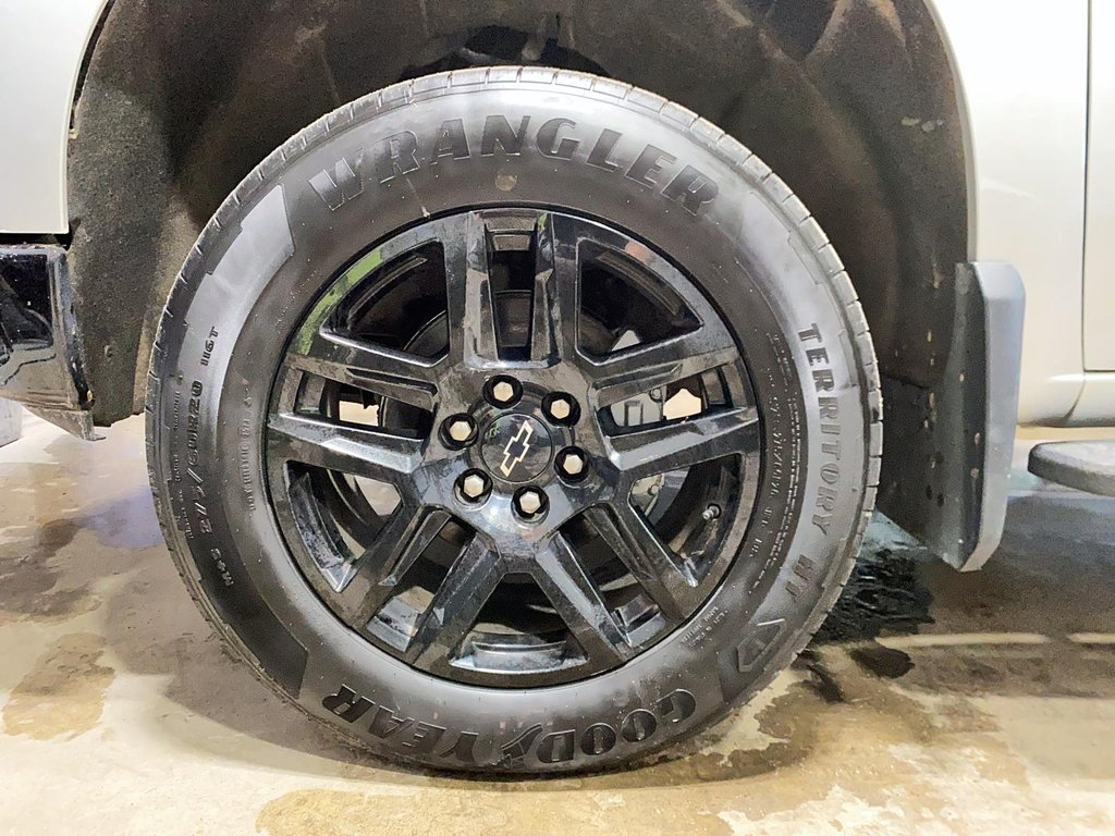 2022 Chevrolet Silverado 1500 Custom Trail Boss in Chicoutimi, Quebec - 8 - w1024h768px