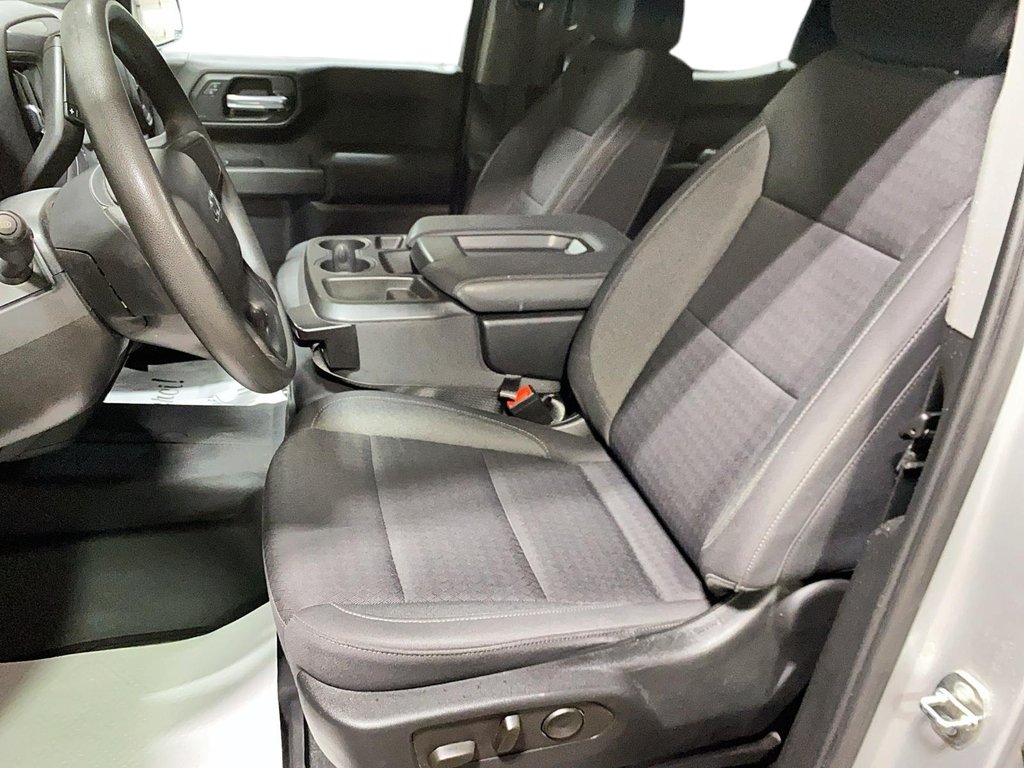 2022 Chevrolet Silverado 1500 Custom Trail Boss in Chicoutimi, Quebec - 12 - w1024h768px