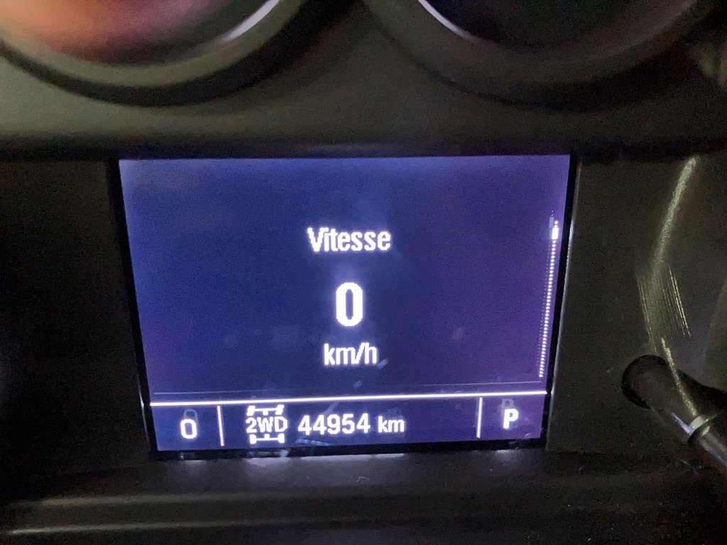 2023 Chevrolet Silverado 1500 in Jonquière, Quebec - 13 - w1024h768px