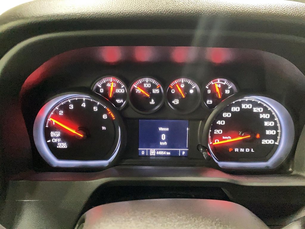 2023 Chevrolet Silverado 1500 in Jonquière, Quebec - 14 - w1024h768px