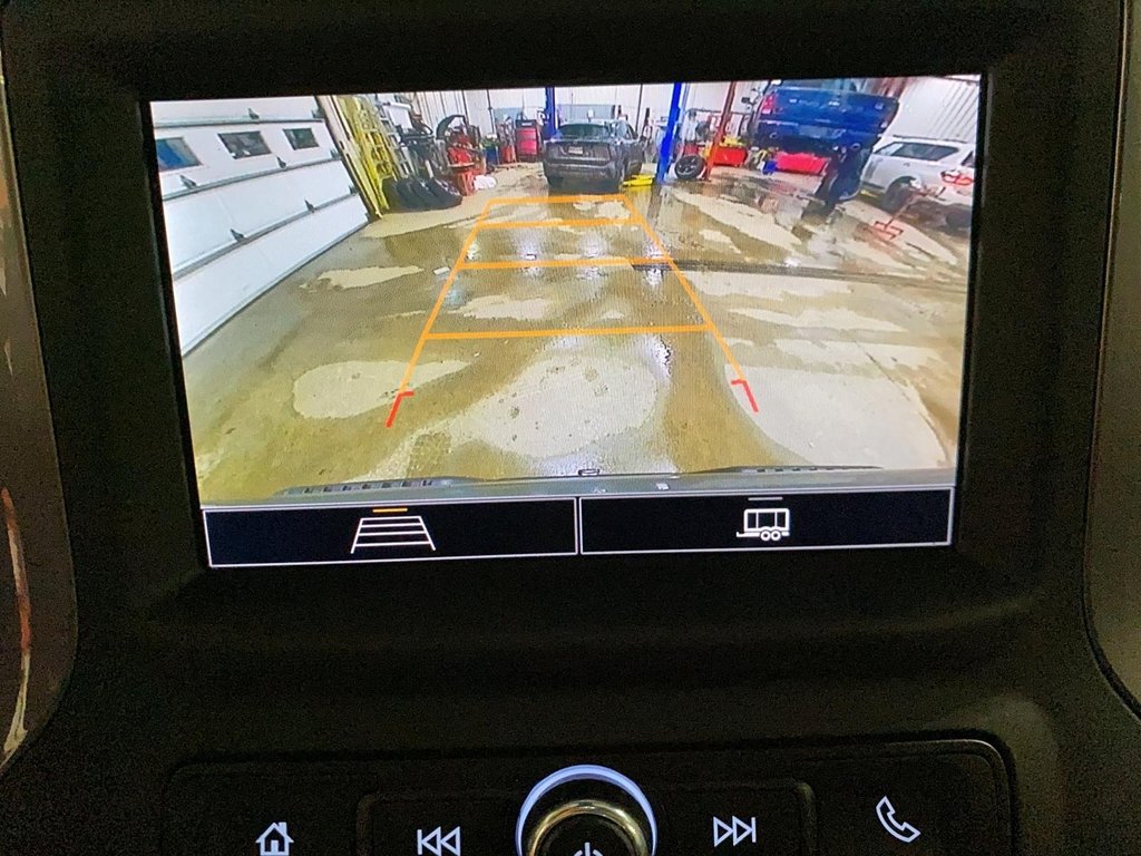 2023 Chevrolet Silverado 1500 in Sept-Îles, Quebec - 17 - w1024h768px