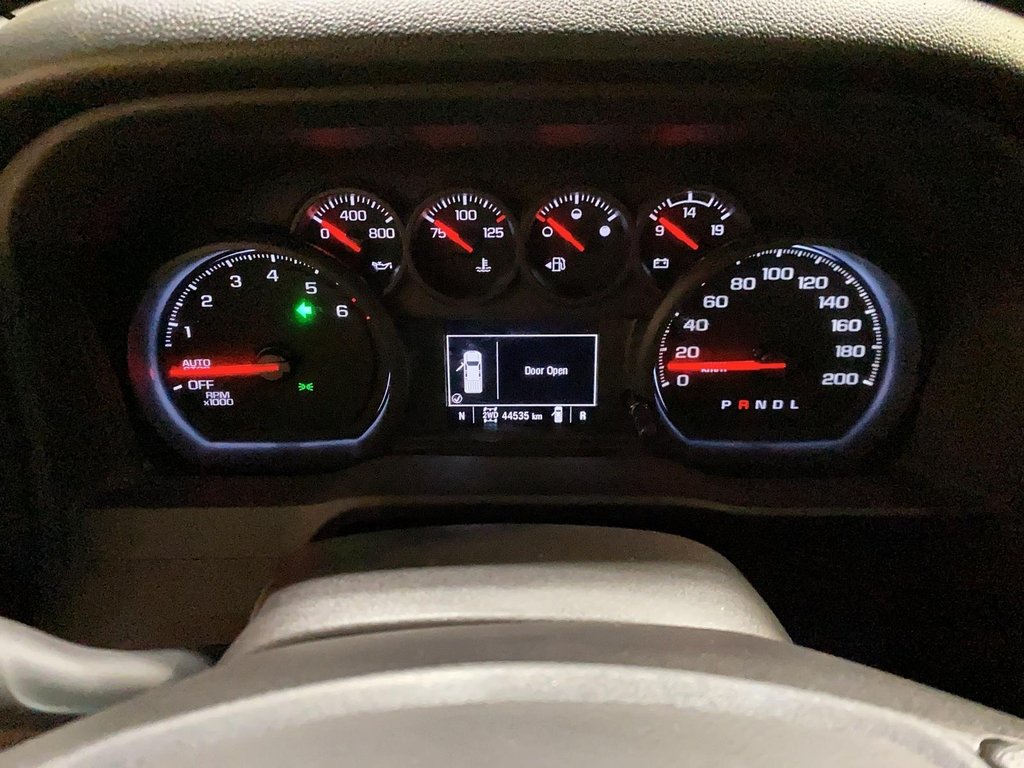 2023 Chevrolet Silverado 1500 in Sept-Îles, Quebec - 18 - w1024h768px