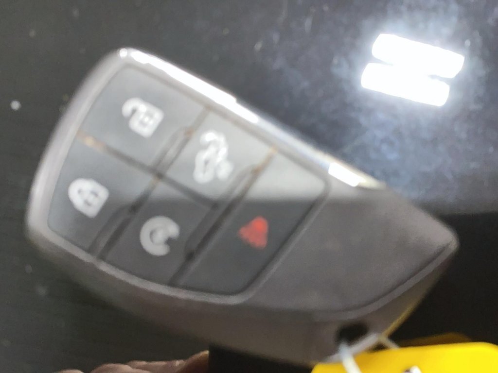 Chevrolet Silverado 1500  2023 à Jonquière, Québec - 20 - w1024h768px