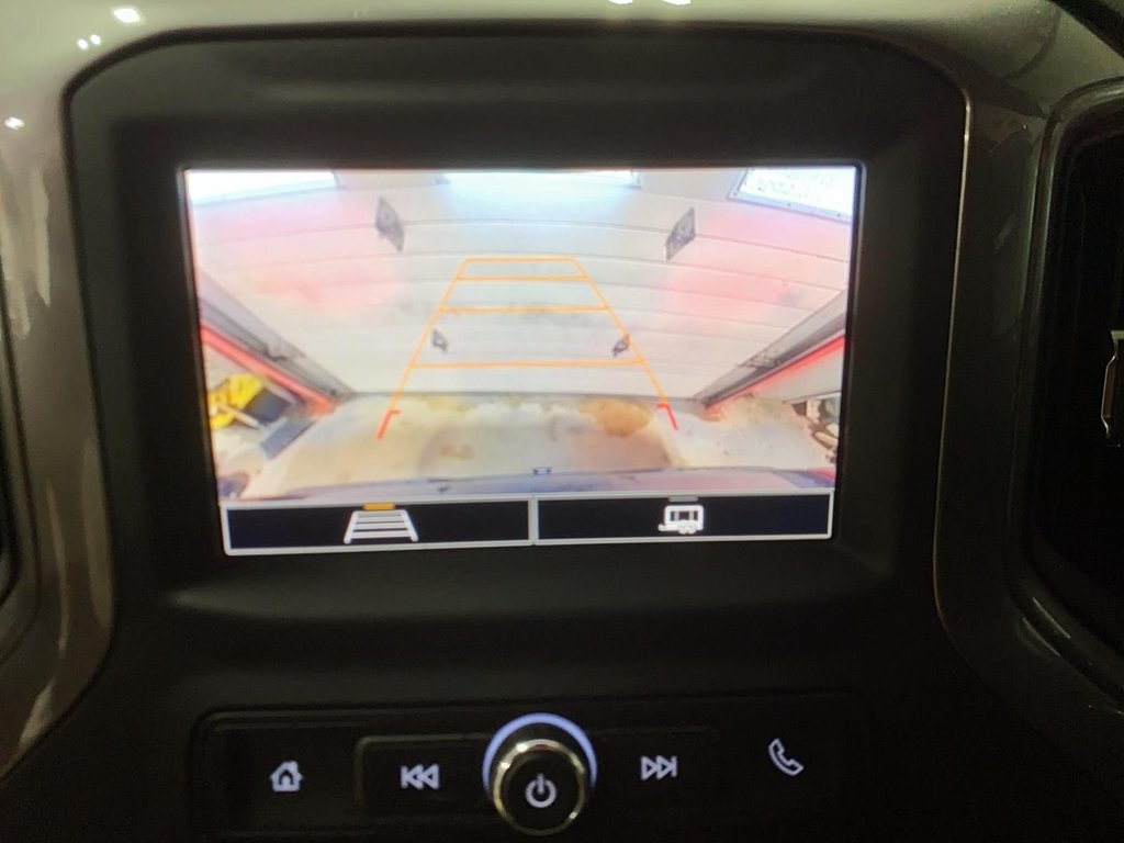 Chevrolet Silverado 1500  2023 à Jonquière, Québec - 18 - w1024h768px