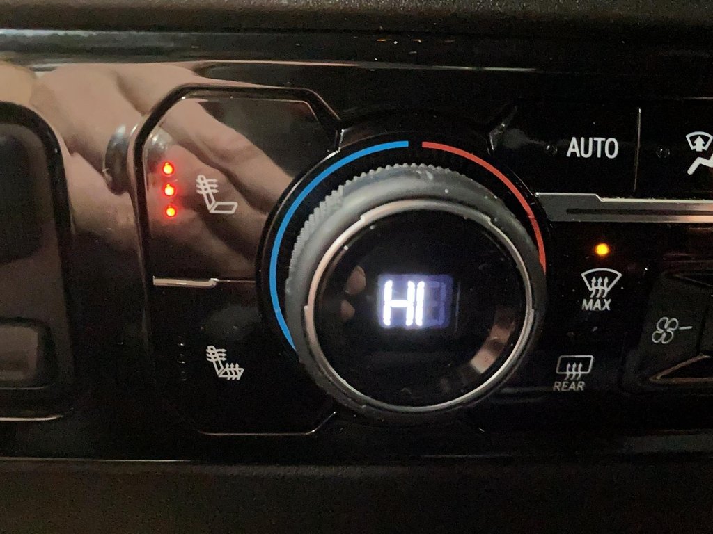 2024 Chevrolet Silverado 1500 in Baie-Comeau, Quebec - 18 - w1024h768px