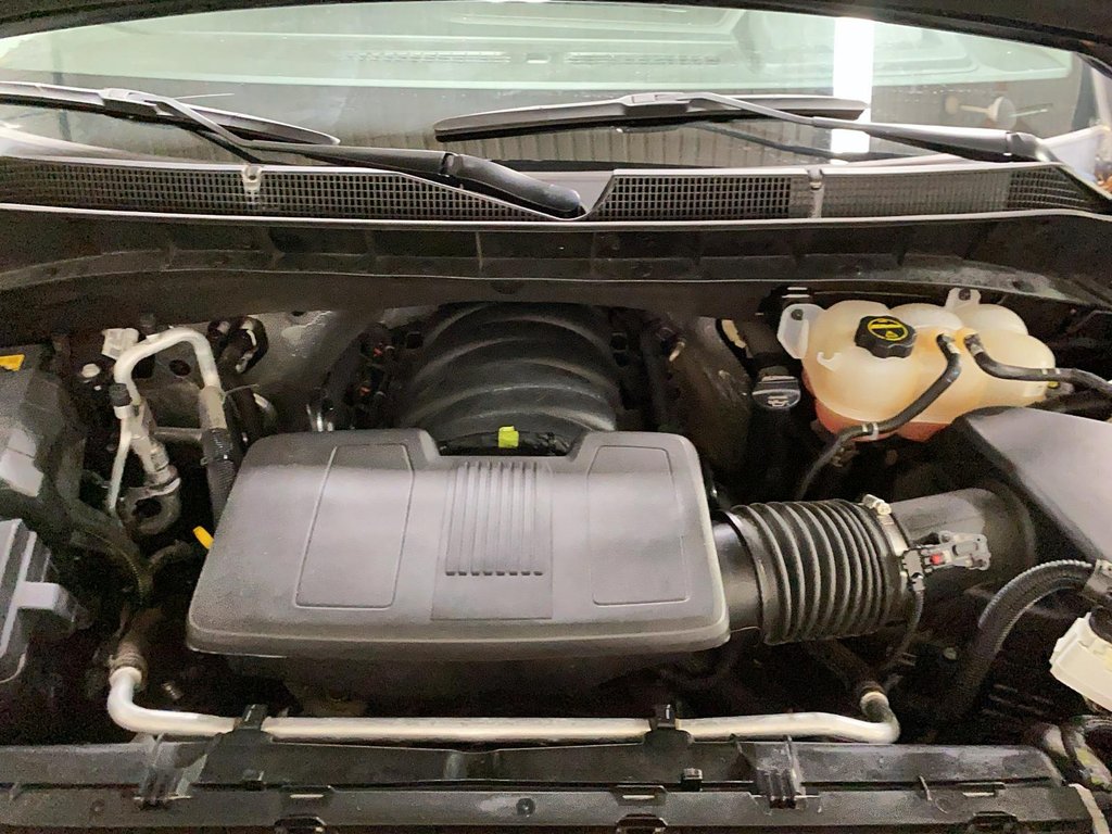 2024 Chevrolet Silverado 1500 in Baie-Comeau, Quebec - 6 - w1024h768px