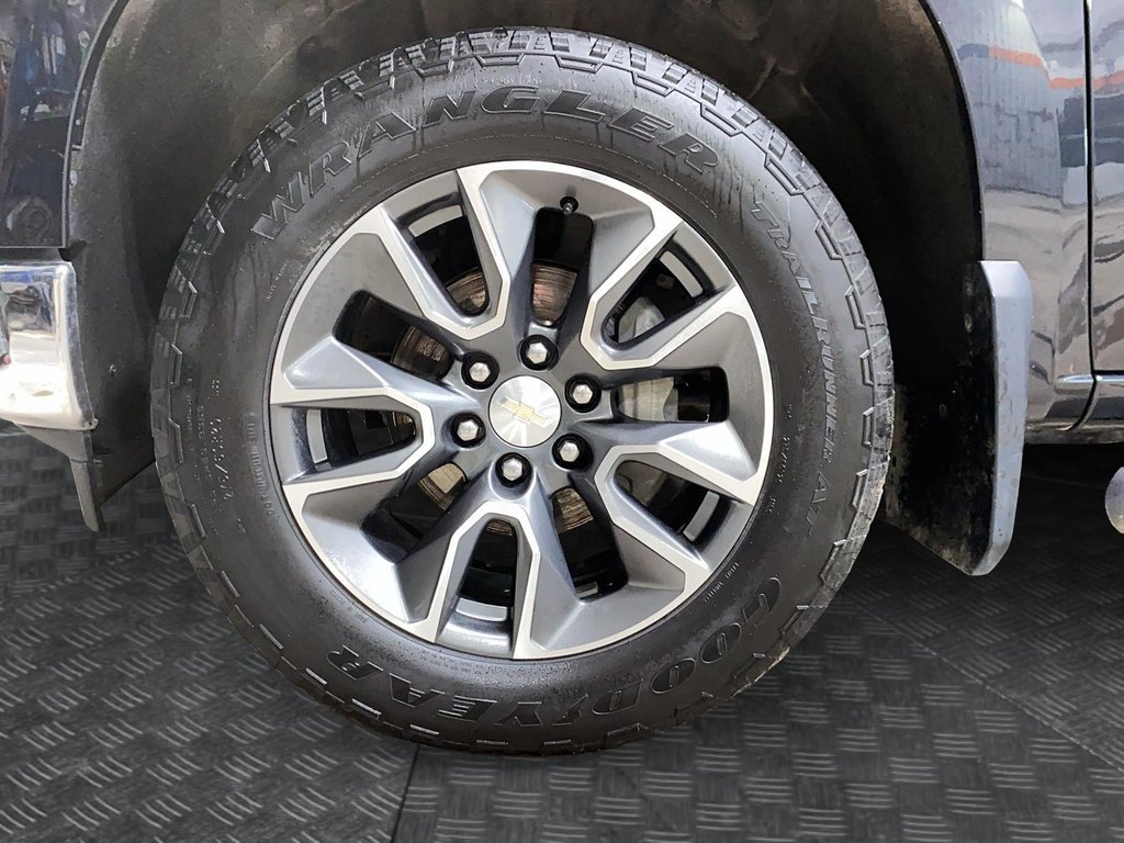 2024 Chevrolet Silverado 1500 in Baie-Comeau, Quebec - 5 - w1024h768px