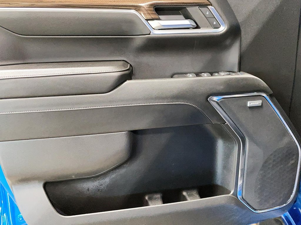 Chevrolet Silverado 1500  2024 à Sept-Îles, Québec - 7 - w1024h768px