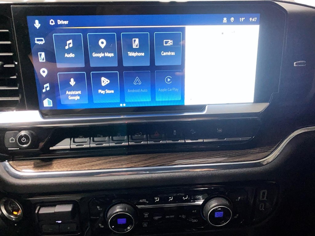 Chevrolet Silverado 1500  2024 à Sept-Îles, Québec - 14 - w1024h768px