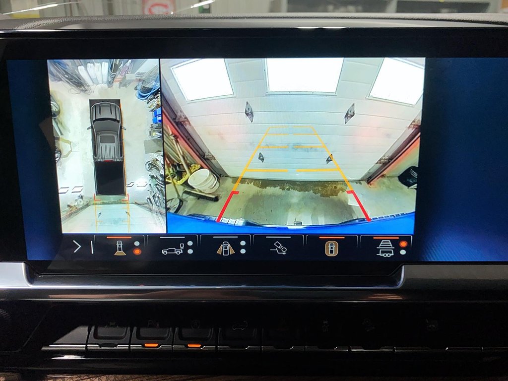 Chevrolet Silverado 1500  2024 à Sept-Îles, Québec - 15 - w1024h768px