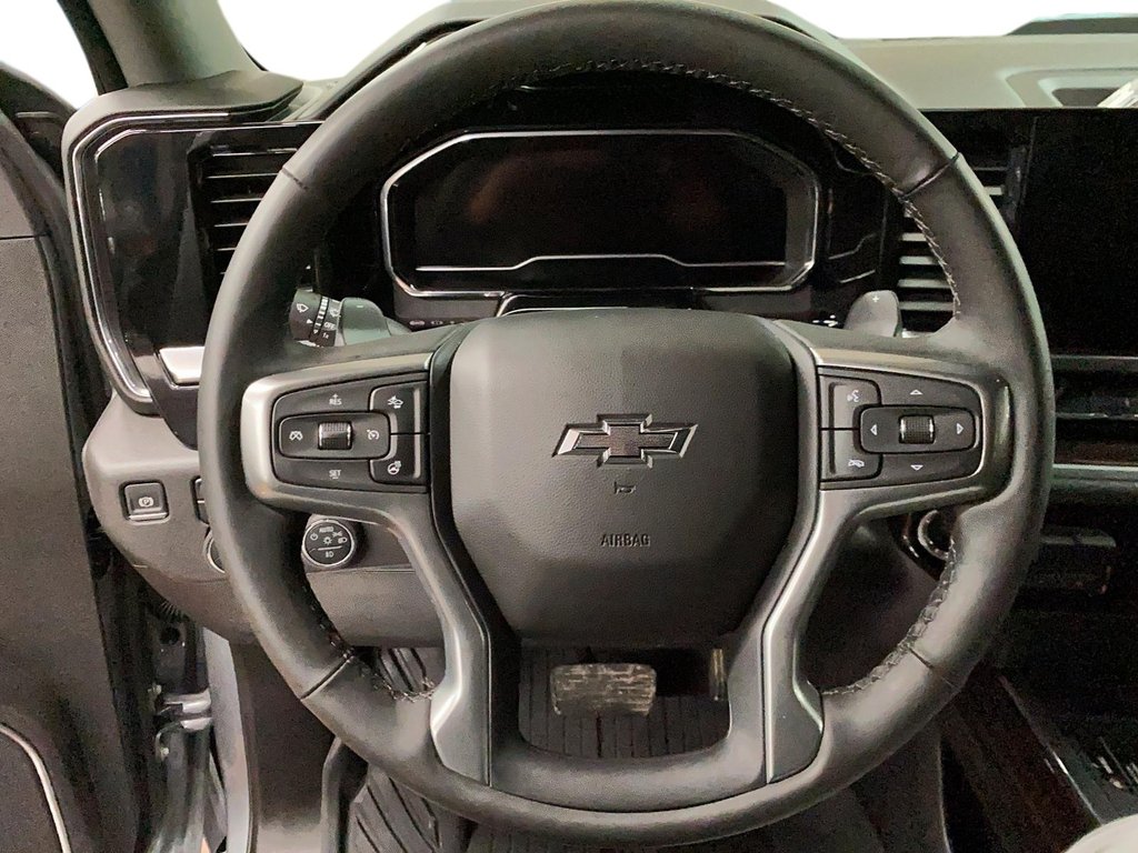 2025 Chevrolet Silverado 1500 in Sept-Îles, Quebec - 11 - w1024h768px