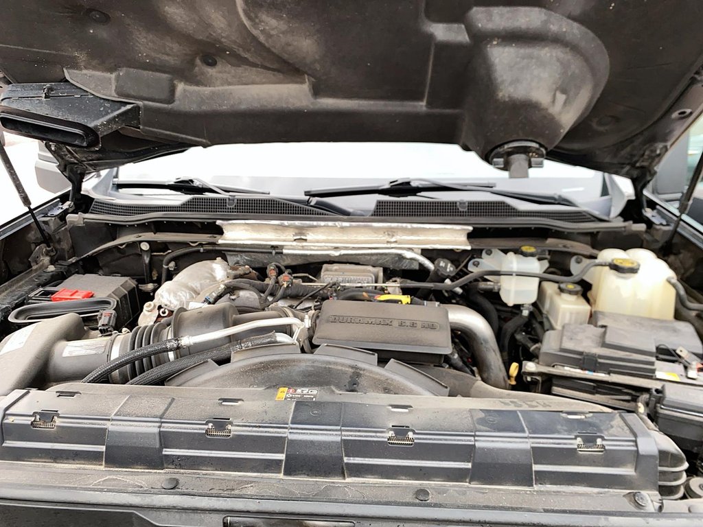 Chevrolet Silverado 2500HD  2020 à Jonquière, Québec - 8 - w1024h768px