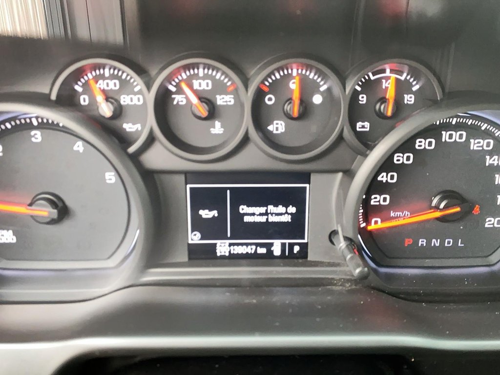 Chevrolet Silverado 2500HD  2020 à Jonquière, Québec - 13 - w1024h768px