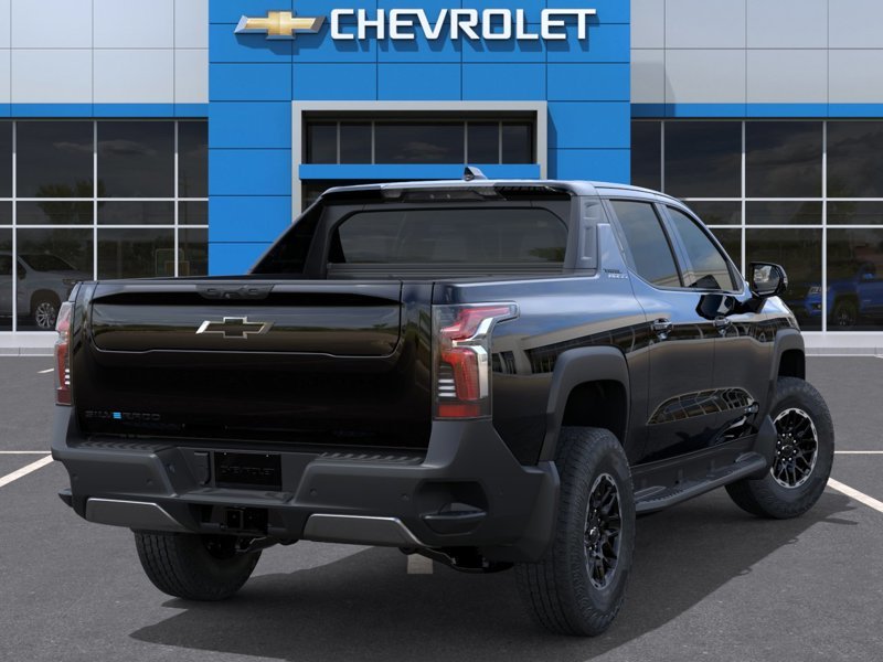 2026 Chevrolet Silverado EV in Baie-Comeau, Quebec - 4 - w1024h768px