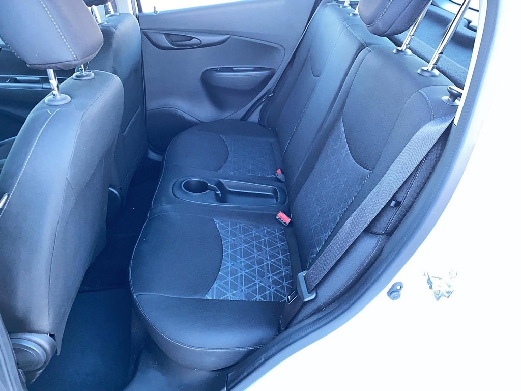 Chevrolet Spark LT 2019 à Chicoutimi, Québec - 9 - w1024h768px