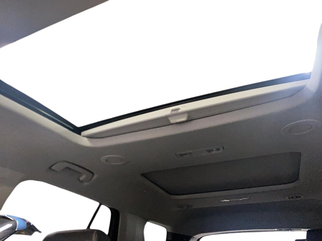 2021 Chevrolet Traverse RS in Chicoutimi, Quebec - 16 - w1024h768px