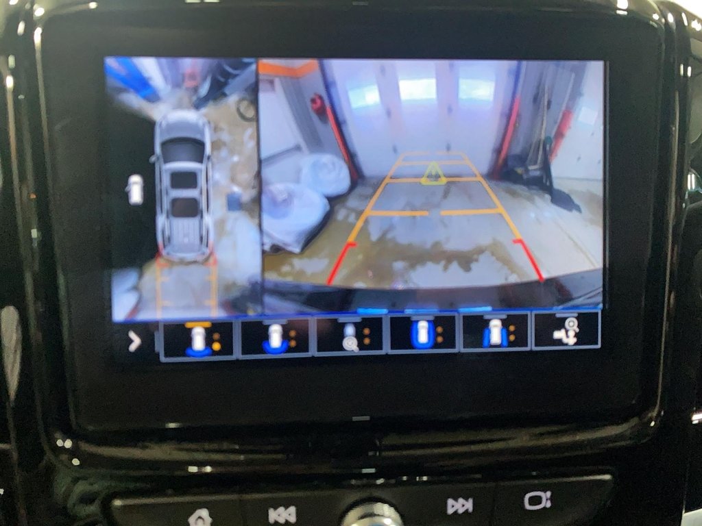 2021 Chevrolet Traverse RS in Chicoutimi, Quebec - 17 - w1024h768px