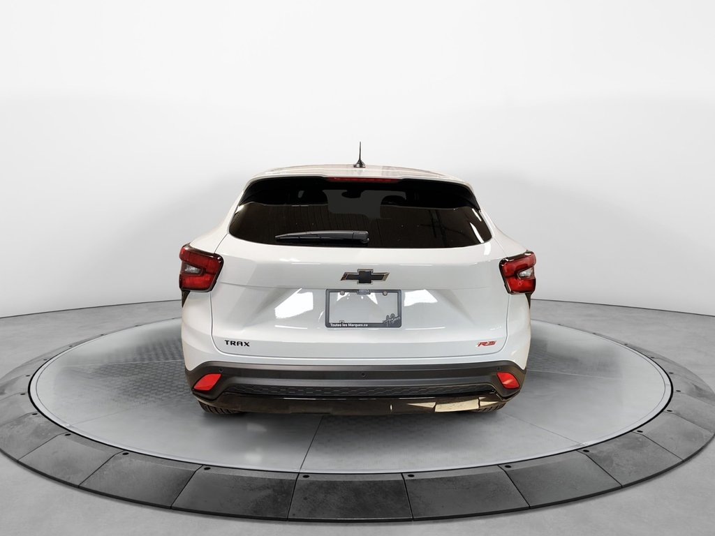 2025 Chevrolet Trax in Sept-Îles, Quebec - 3 - w1024h768px