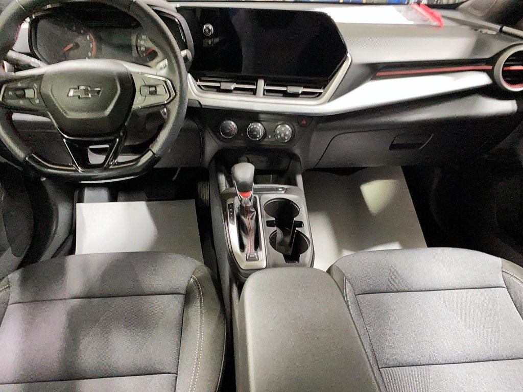 2025 Chevrolet Trax in Sept-Îles, Quebec - 8 - w1024h768px