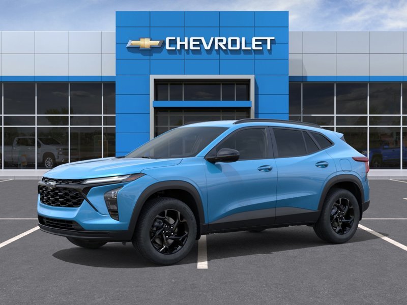 2026 Chevrolet Trax in Jonquière, Quebec - 2 - w1024h768px