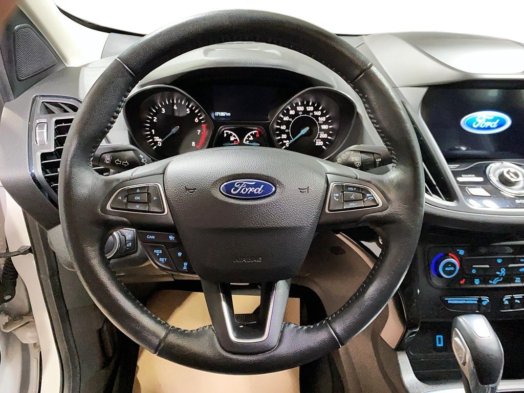 2019 Ford Escape in Sept-Îles, Quebec - 13 - w1024h768px