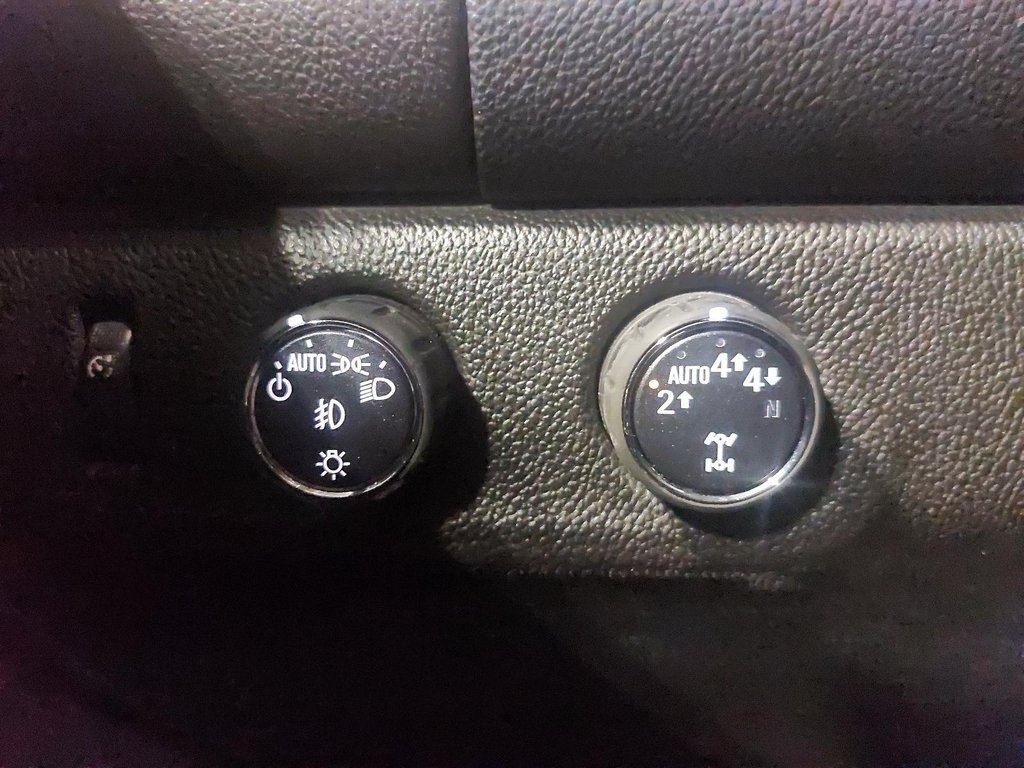 2017 GMC Canyon in Jonquière, Quebec - 15 - w1024h768px