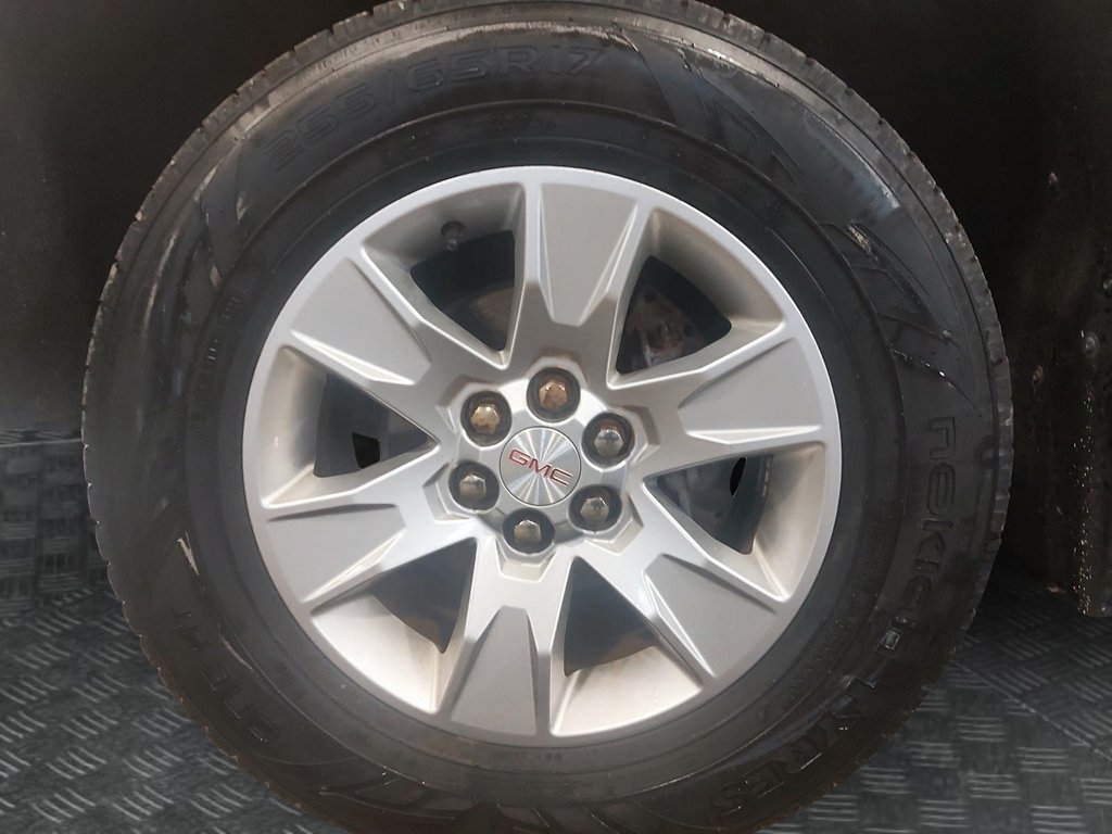 2017 GMC Canyon in Jonquière, Quebec - 6 - w1024h768px