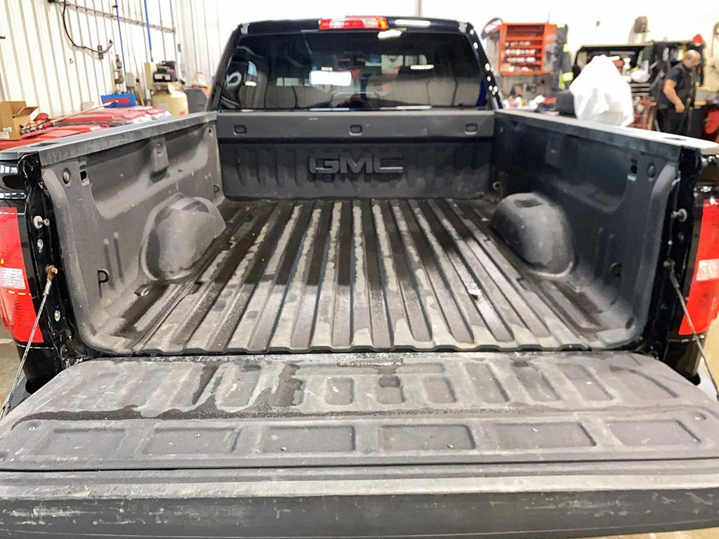 GMC Sierra 1500 SLE 2017 à Chicoutimi, Québec - 6 - w1024h768px