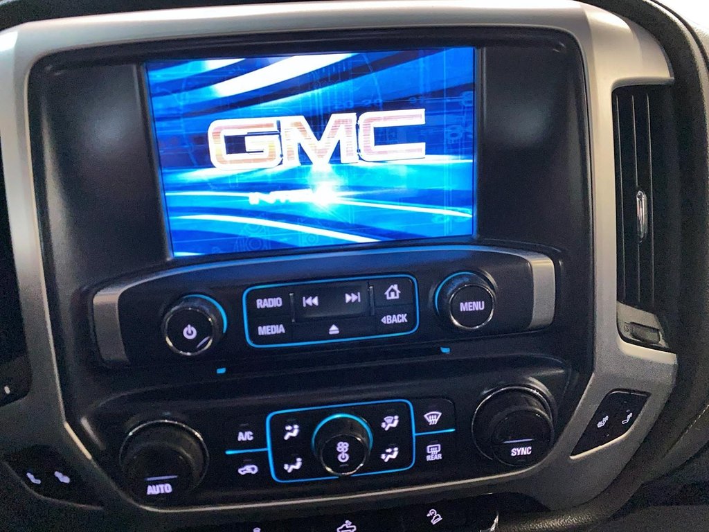GMC Sierra 1500 SLE 2017 à Chicoutimi, Québec - 11 - w1024h768px