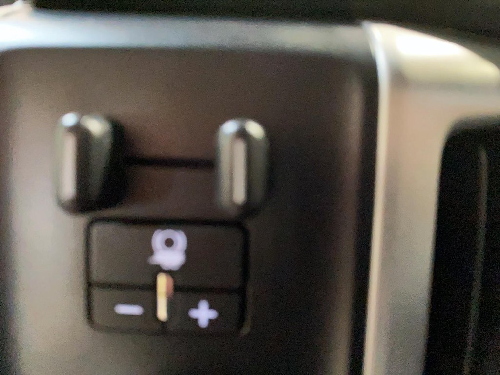 GMC Sierra 1500 SLE 2017 à Chicoutimi, Québec - 15 - w1024h768px