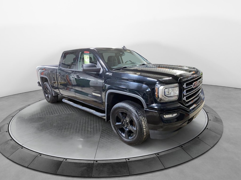 2017 GMC Sierra 1500 in Baie-Comeau, Quebec - 5 - w1024h768px